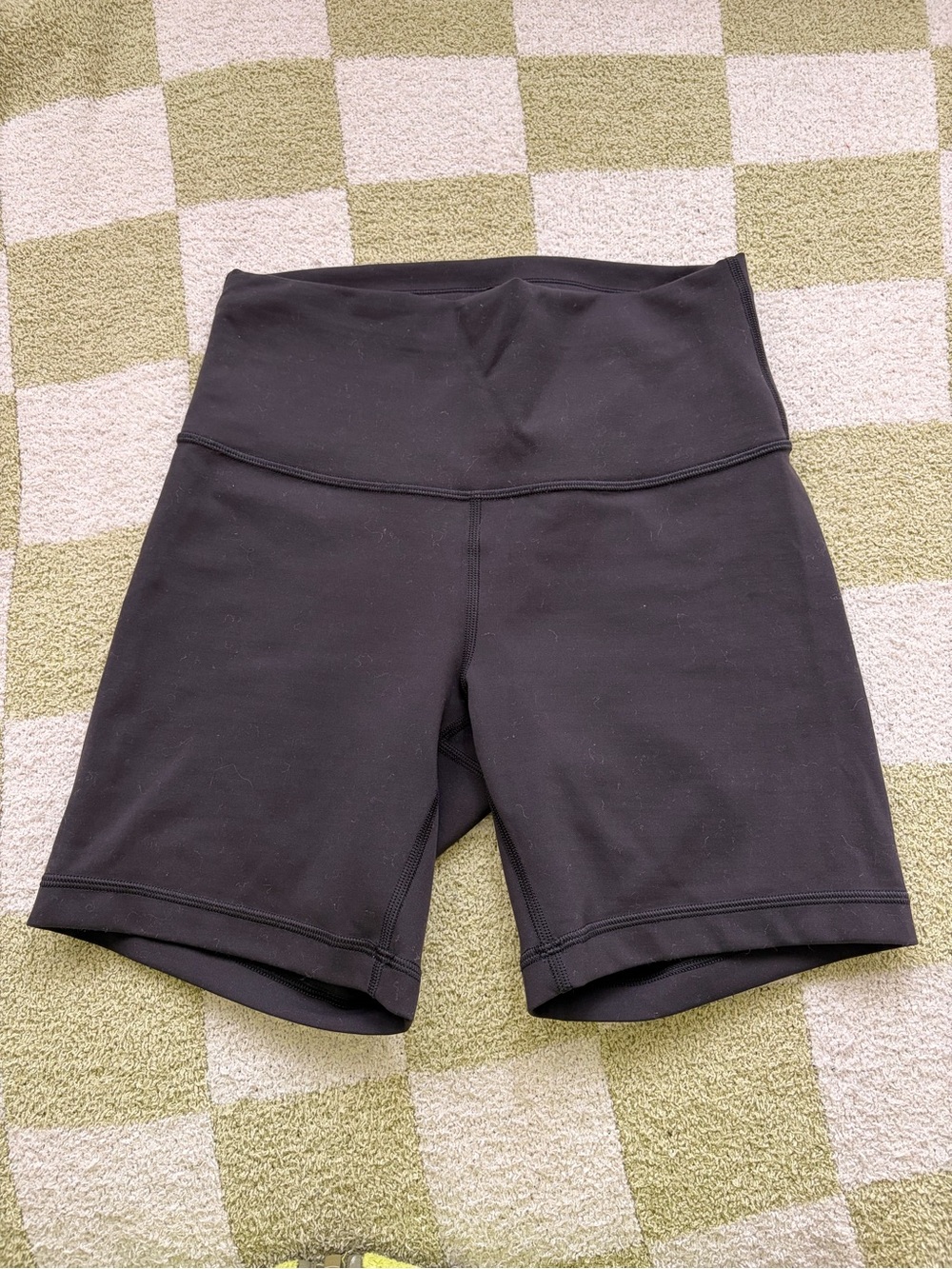 Lululemon wunder train shorts 6”